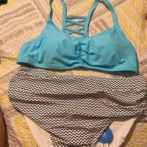 XL two piece swimsuit. Highwaisted. Never worn before
